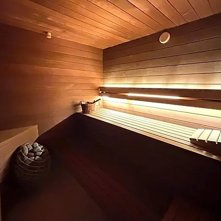 Fortuna Spinoza Hotel