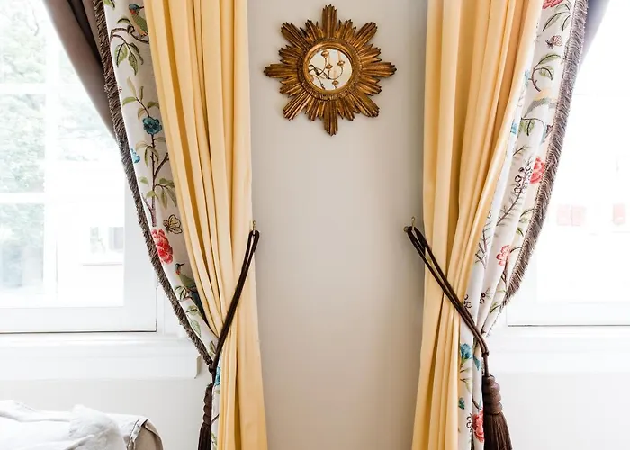 Отель Fortuna Spinoza